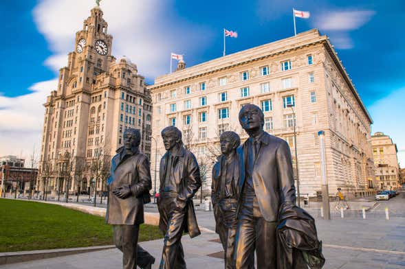 Excursión a Liverpool + Entrada a The Beatles Story + Autobús de los Beatles